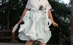 唐一菲发6万红包